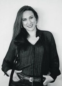 Χριστίνα Χαλιλοπούλου: «Ημουν η γύφτισσα με δύο πτυχία και ένα μεταπτυχιακό»