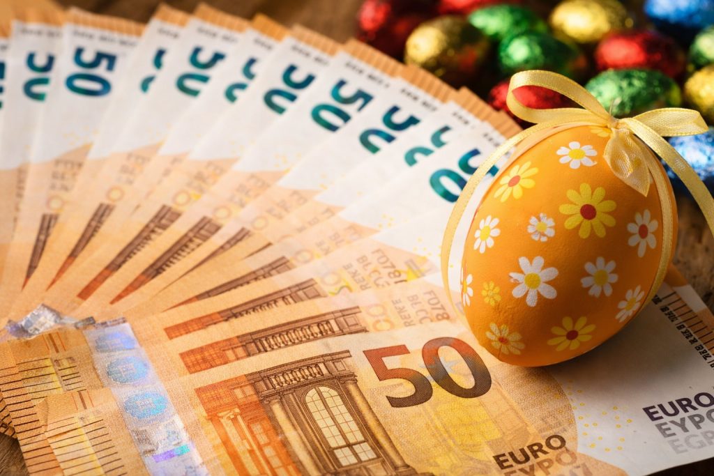 Έκτακτο «δώρο» έως 250 ευρώ πριν το Πάσχα – Ποιοι είναι στη λίστα, ποια τα σενάρια