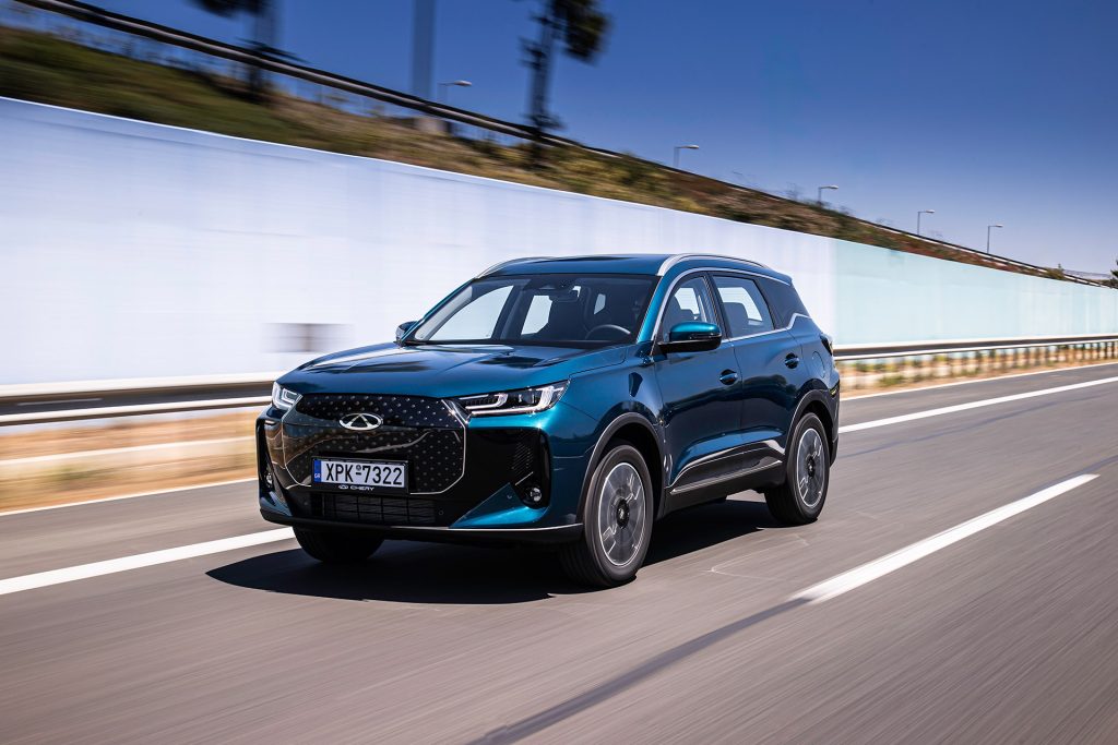 Πρωτιά στις πωλήσεις ΙΧ: SUV και …ξερό ψωμί