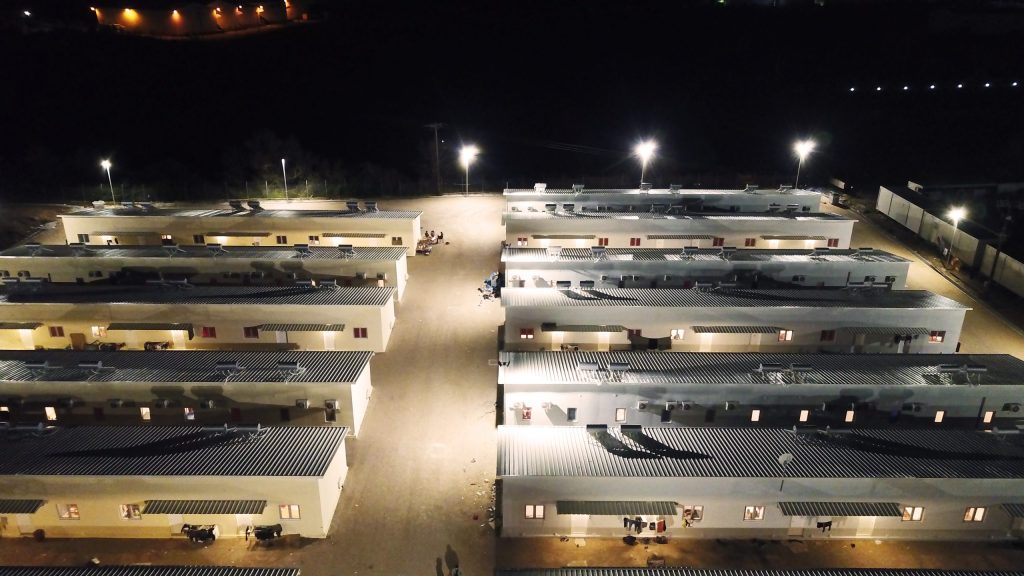 Ριτσώνα: Μαχαίρωσε μετανάστη στη δομή φιλοξενίας και εξαφανίστηκε