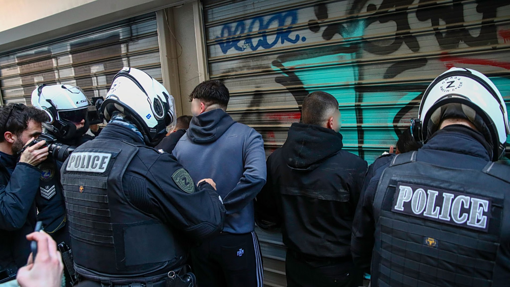 Θεσσαλονίκη: Επεισόδια στην πορεία για τα Τέμπη