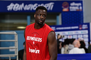 Στη EuroLeague δηλώθηκε ξανά ο Μουστάφα Φαλ μετά τον τραυματισμό του