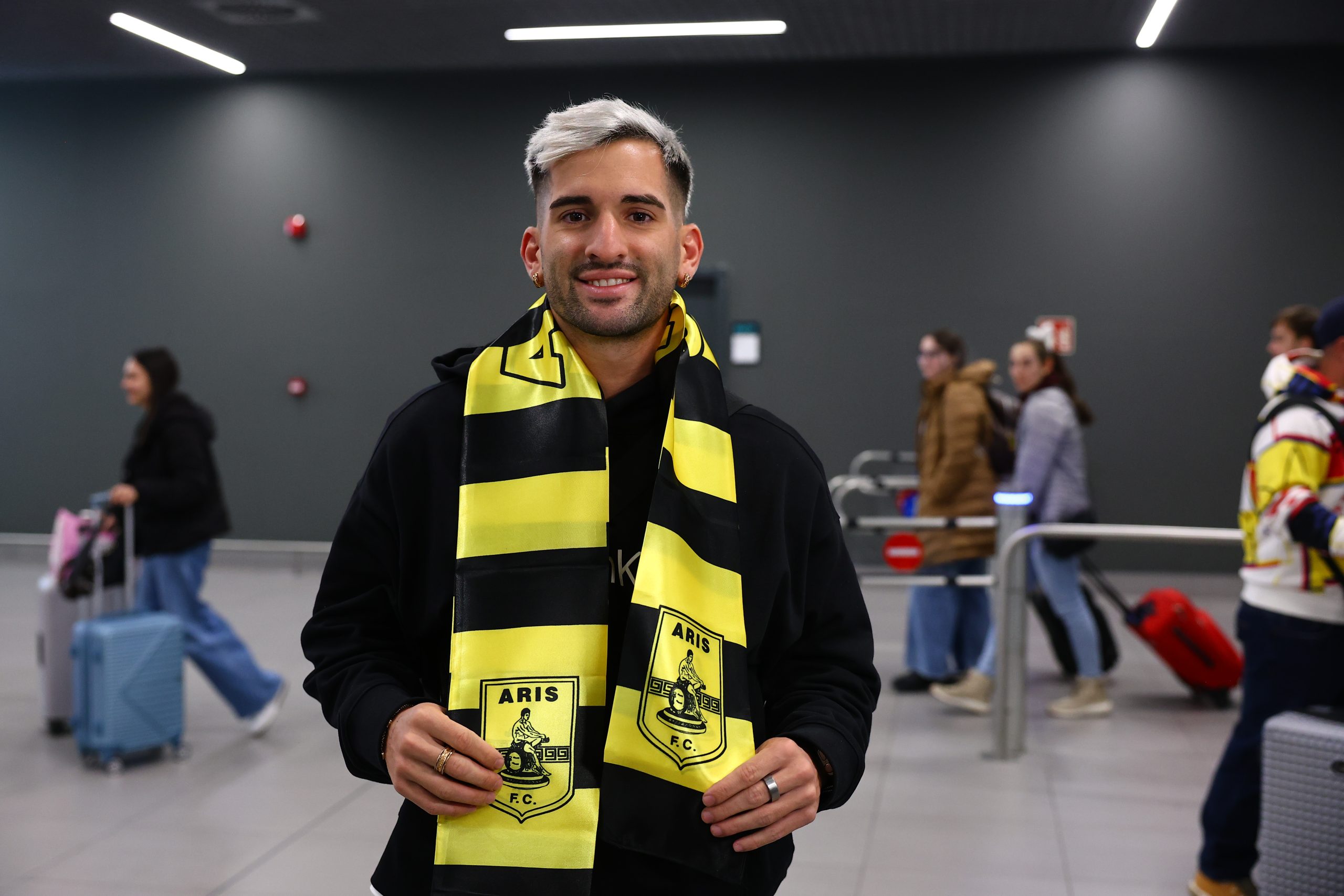 Ά&rho;&eta;&sigmaf;: &Alpha;&nu;&alpha;&kappa;&omicron;ί&nu;&omega;&sigma;&epsilon; &tau;&eta;&nu; &alpha;&pi;ό&kappa;&tau;&eta;&sigma;&eta; &tau;&omicron;&upsilon; &Mu;&pi;&epsilon;&nu;&chi;&alpha;&mu;ί&nu; &Gamma;&kappa;ά&rho;&epsilon;