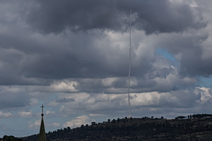 Πρεσβεία της Ελλάδας στο Ισραήλ: «Παραμείνετε σε ασφαλή σημεία, κοντά σε καταφύγια»