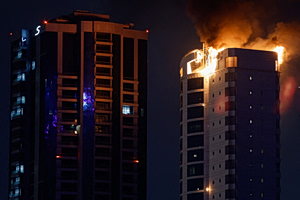 Μπαχρέιν: Μπαράζ ιρανικών επιθέσεων σε συγκροτήματα κατοικιών της πρωτεύουσας (βίντεο)