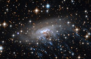 Το James Webb κατέγραψε εντυπωσιακή «κοσμική μέδουσα»: Νέα στοιχεία για την εξέλιξη των γαλαξιών και τις ουρές αερίων