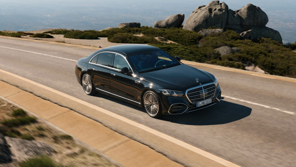 Mercedes-Benz S-Class: Πιο ανανεωμένη δεν γίνεται