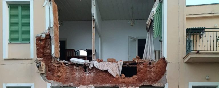 &Mu;&epsilon;&sigma;&sigma;ή&nu;&eta;: &Kappa;&alpha;&tau;έ&rho;&rho;&epsilon;&upsilon;&sigma;&epsilon; &pi;&rho;ό&sigma;&omicron;&psi;&eta; &sigma;&pi;&iota;&tau;&iota;&omicron;ύ &alpha;&pi;ό &tau;&eta;&nu; έ&nu;&tau;&omicron;&nu;&eta; &beta;&rho;&omicron;&chi;ό&pi;&tau;&omega;&sigma;&eta;