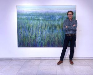 Μίλτος Γκολέμας: «Θέλω ο θεατής να νιώσει όπως εγώ τη στιγμή που ζωγράφιζα τα έργα μου»