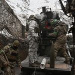 The Atlantic: Το Κίεβο σχεδιάζει να αποσυρθεί από το  Ντονμπάς