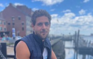 Βαρύ πένθος στην Κρήτη για τον 33χρονο ψαρά που χάθηκε στον Ατλαντικό – Ανακηρύχθηκε νεκρός αλλά δεν έχει βρεθεί η σορός του