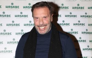 Στράτος Τζώρτζογλου: «Μου δανείζουν σπίτι για να μείνω – Δεν έχω ούτε για βενζίνη»