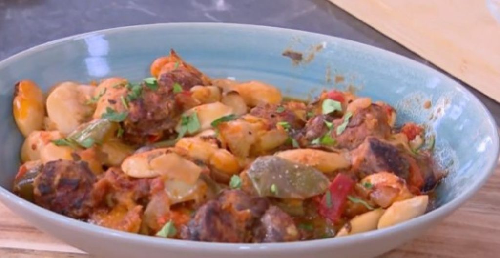 Ο Δημήτρης Σκαρμούτσος μάς ετοιμάζει γίγαντες σπετζοφάι