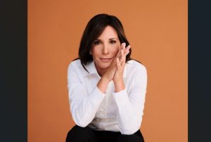 «Πάμε μια βόλτα;» με τη Νίκη Λυμπεράκη – Η νέα εκπομπή του MEGA αφιερωμένη στους ανθρώπους και τις ιστορίες τους