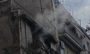 Μεταξουργείο: Φωτιά σε ακατοίκητο κτίριο – Πού έχει διακοπεί η κυκλοφορία