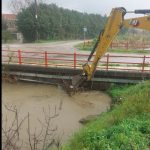 Κακοκαιρία: Δρόμος κόπηκε στα δύο στην Κυπαρισσία, πλημμύρες και στη Μεσσηνία – Σοκάρει βίντεο με την ένταση των φαινομένων