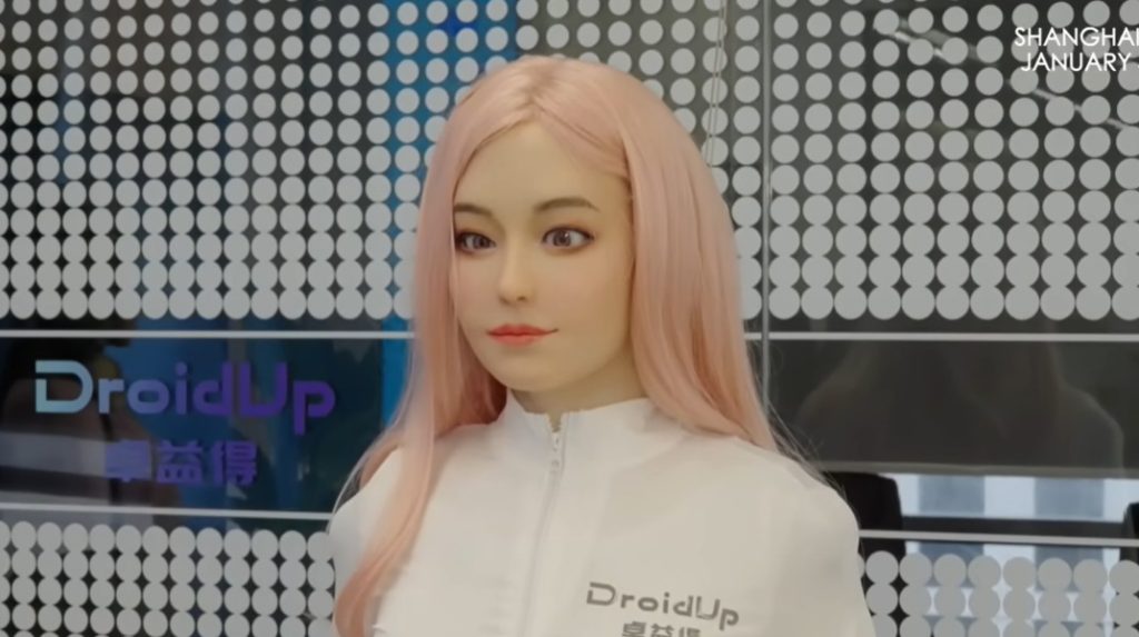 Σοκάρει η Moya: Το κινεζικό ρομπότ που σβήνει τα όρια ανθρώπου και μηχανής