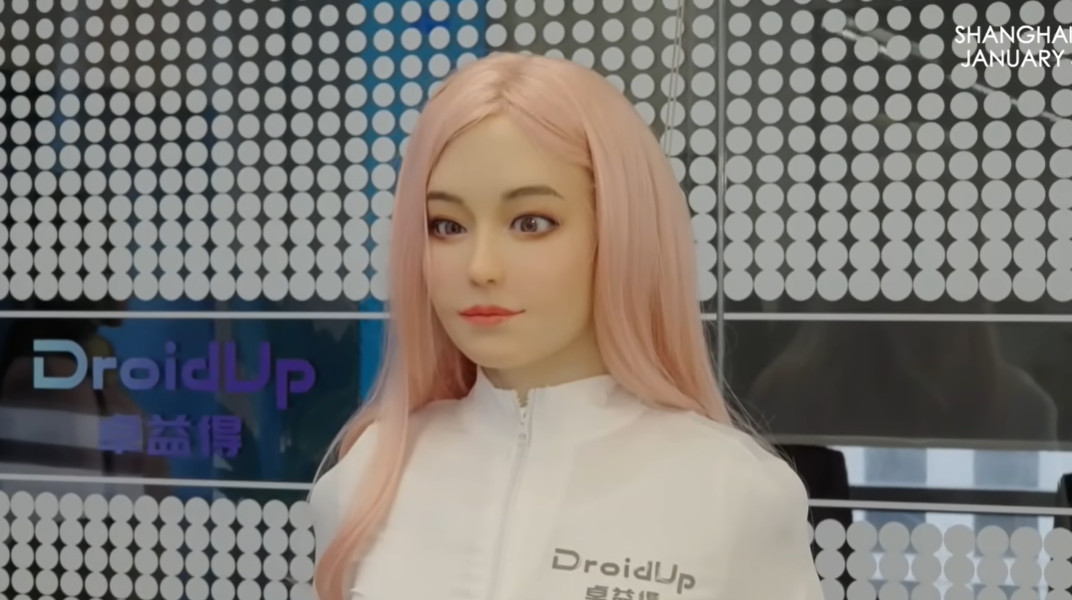 &Sigma;&omicron;&kappa;ά&rho;&epsilon;&iota; &eta; Moya: &Tau;&omicron; &kappa;&iota;&nu;&epsilon;&zeta;&iota;&kappa;ό &rho;&omicron;&mu;&pi;ό&tau; &pi;&omicron;&upsilon; &sigma;&beta;ή&nu;&epsilon;&iota; &tau;&alpha; ό&rho;&iota;&alpha; &alpha;&nu;&theta;&rho;ώ&pi;&omicron;&upsilon; &kappa;&alpha;&iota; &mu;&eta;&chi;&alpha;&nu;ή&sigmaf;