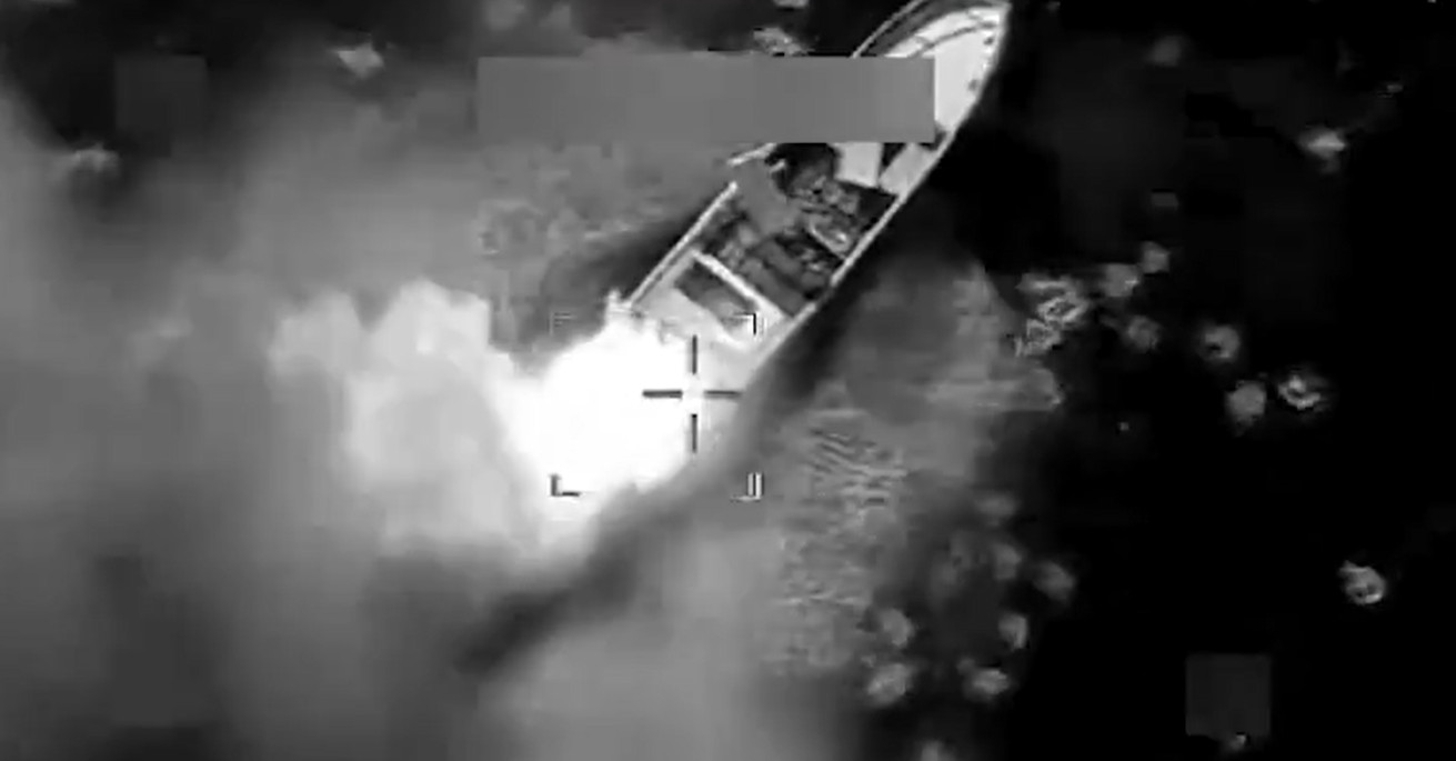 &Omicron;&iota; &Eta;&Pi;&Alpha; &beta;&omicron;&mu;&beta;ά&rho;&delta;&iota;&sigma;&alpha;&nu; &tau;&alpha;&chi;ύ&pi;&lambda;&omicron;&omicron; &delta;&iota;&alpha;&kappa;&iota;&nu;&eta;&tau;ώ&nu; &nu;&alpha;&rho;&kappa;&omega;&tau;&iota;&kappa;ώ&nu; &sigma;&tau;&omicron;&nu; &Epsilon;&iota;&rho;&eta;&nu;&iota;&kappa;ό: &Delta;ύ&omicron; &nu;&epsilon;&kappa;&rho;&omicron;ί (video)