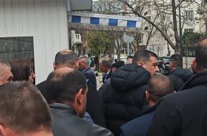 Στο Μαξίμου οι κτηνοτρόφοι – Συναντώνται με τον Κυριάκο Μητσοτάκη