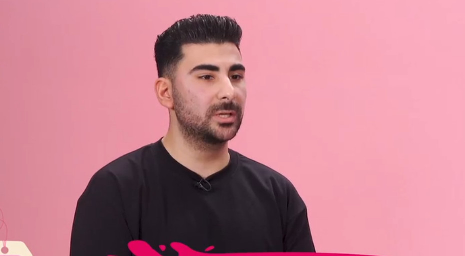 Κωνσταντίνος Παντελίδης: Δεν είμαι η συνέχεια του Παντελή αλλά είναι το είδωλό μου – Τον «συμβουλεύομαι» ακόμα