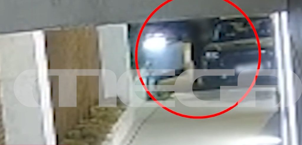 Αδίστακτοι και οργανωμένοι: Συμμορία με γυναίκα «δόλωμα» έκλεβε κοσμήματα από ανυποψίαστους πολίτες