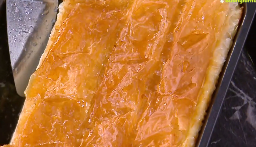 Το γαλακτομπούρεκο των ονείρων σας: Ο Χρήστος Βέργαδος αποκαλύπτει όλα τα μυστικά του στο «Buongiorno»