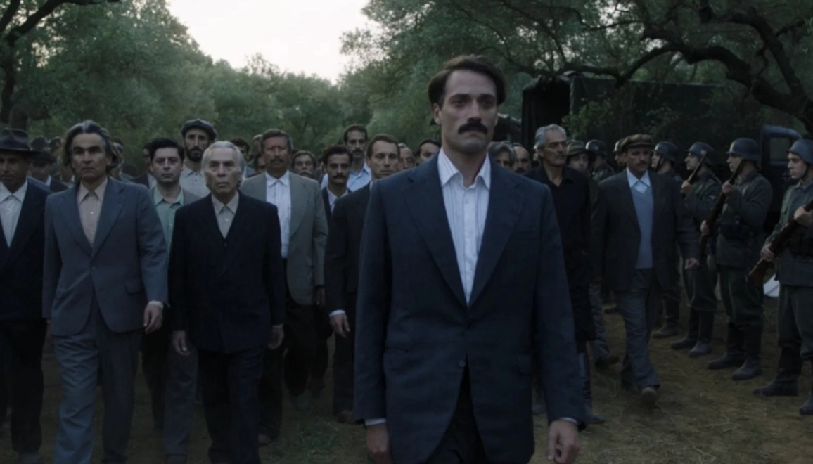 &laquo;&Tau;&omicron; &Tau;&epsilon;&lambda;&epsilon;&upsilon;&tau;&alpha;ί&omicron; &Sigma;&eta;&mu;&epsilon;ί&omega;&mu;&alpha;&raquo;: &Epsilon;&iota;&delta;&iota;&kappa;έ&sigmaf; &pi;&rho;&omicron;&beta;&omicron;&lambda;έ&sigmaf; &gamma;&iota;&alpha; &tau;&omicron;&upsilon;&sigmaf; 200 &tau;&eta;&sigmaf; &Kappa;&alpha;&iota;&sigma;&alpha;&rho;&iota;&alpha;&nu;ή&sigmaf; &ndash; T&alpha; έ&sigma;&omicron;&delta;&alpha; &theta;&alpha; &delta;&iota;&alpha;&tau;&epsilon;&theta;&omicron;ύ&nu; &gamma;&iota;&alpha; &tau;&eta;&nu; &alpha;&gamma;&omicron;&rho;ά &tau;&omega;&nu; &phi;&omega;&tau;&omicron;&gamma;&rho;&alpha;&phi;&iota;ώ&nu;