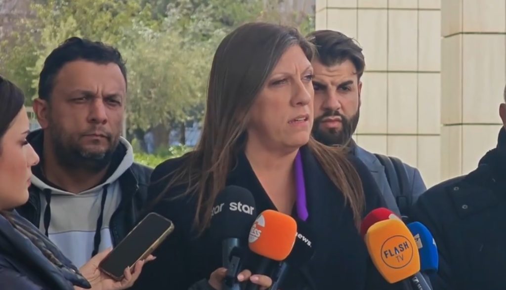 Τέμπη: Καταγγελίες για «βίαιες» εκταφές και προειδοποίηση για μηνύσεις από τη Ζωή Κωνσταντοπούλου