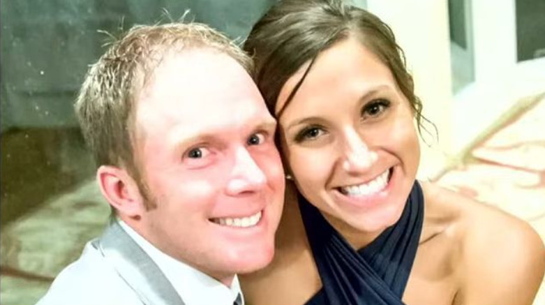 Έγραψε βιβλίο για το πένθος – Τώρα δικάζεται για τη δολοφονία του άνδρα της