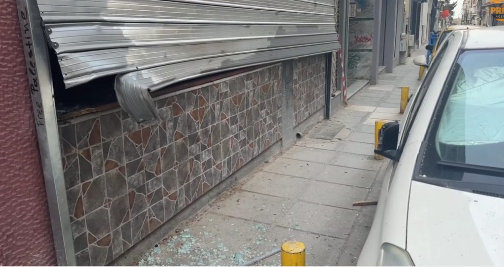 Έκρηξη σε κτήριο στο κέντρο της Θεσσαλονίκης – Άγνωστοι τοποθέτησαν γκαζάκια