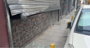 Έκρηξη σε κτήριο στο κέντρο της Θεσσαλονίκης – Άγνωστοι τοποθέτησαν γκαζάκια