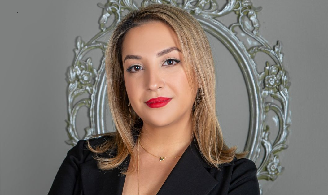 &Iota;&rho;&alpha;&nu;ή &alpha;&pi;ό &tau;&eta;&nu; &Epsilon;&lambda;&lambda;ά&delta;&alpha; &gamma;&iota;&alpha; &tau;&alpha; &pi;&lambda;ή&gamma;&mu;&alpha;&tau;&alpha; &sigma;&tau;&omicron; &Iota;&rho;ά&nu;: &laquo;&Omicron; &kappa;ό&sigma;&mu;&omicron;&sigmaf; &pi;&alpha;&nu;&eta;&gamma;&upsilon;&rho;ί&zeta;&epsilon;&iota; &ndash; &Chi;&rho;&epsilon;&iota;&alpha;&zeta;ό&mu;&alpha;&sigma;&tau;&epsilon; &kappa;ά&pi;&omicron;&iota;&omicron;&nu; &nu;&alpha; &mu;&alpha;&sigmaf; &pi;&rho;&omicron;&sigma;&tau;&alpha;&tau;&epsilon;ύ&sigma;&epsilon;&iota;&raquo;