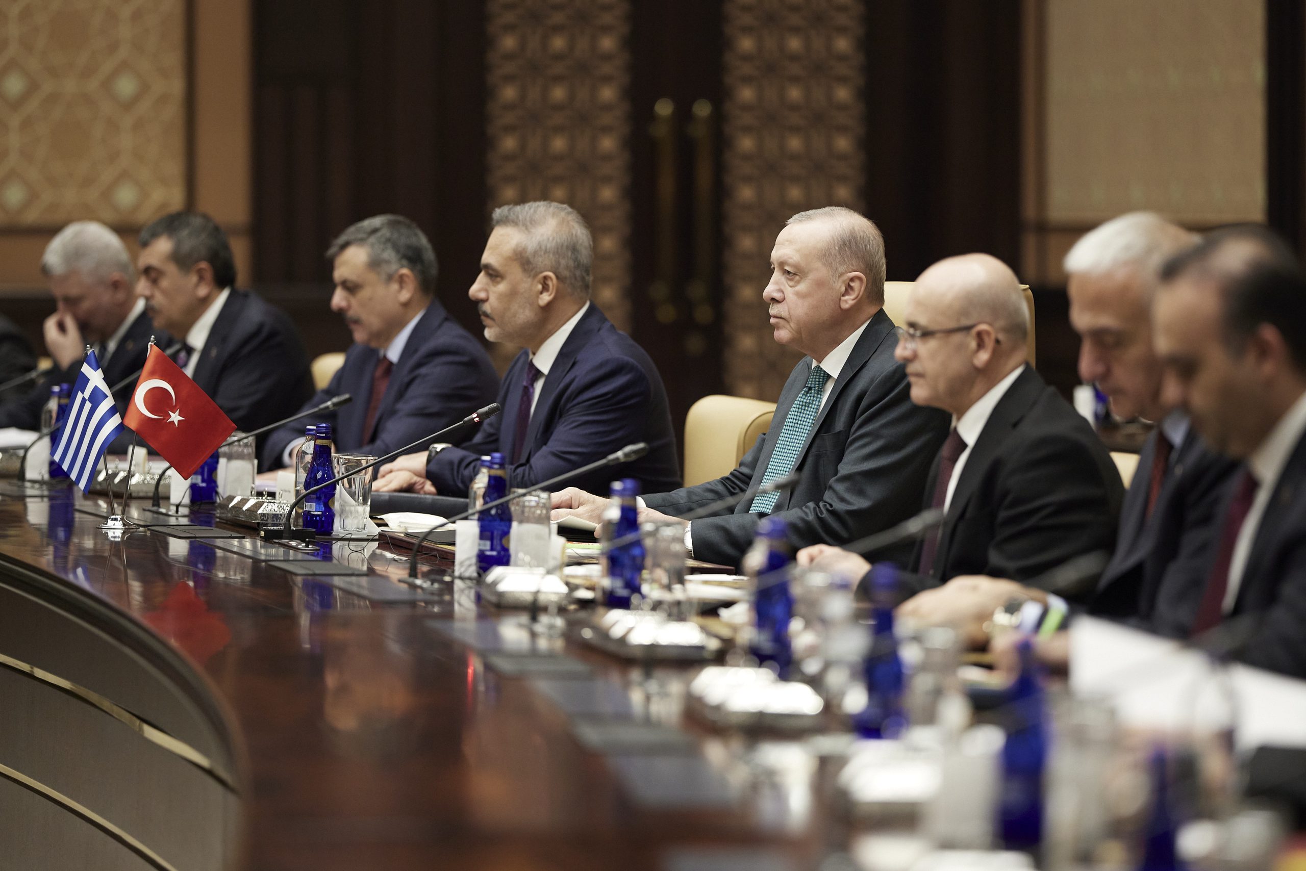 &Mu;&eta;&tau;&sigma;&omicron;&tau;ά&kappa;&eta;&sigmaf; &sigma;&epsilon; &Epsilon;&rho;&nu;&tau;&omicron;&gamma;ά&nu;: &Eta; &mu;&epsilon;&iota;&omicron;&nu;ό&tau;&eta;&tau;&alpha; &sigma;&tau;&eta; &Theta;&rho;ά&kappa;&eta; &epsilon;ί&nu;&alpha;&iota; &Theta;&rho;&eta;&sigma;&kappa;&epsilon;&upsilon;&tau;&iota;&kappa;ή, ό&chi;&iota; &tau;&omicron;&upsilon;&rho;&kappa;&iota;&kappa;ή