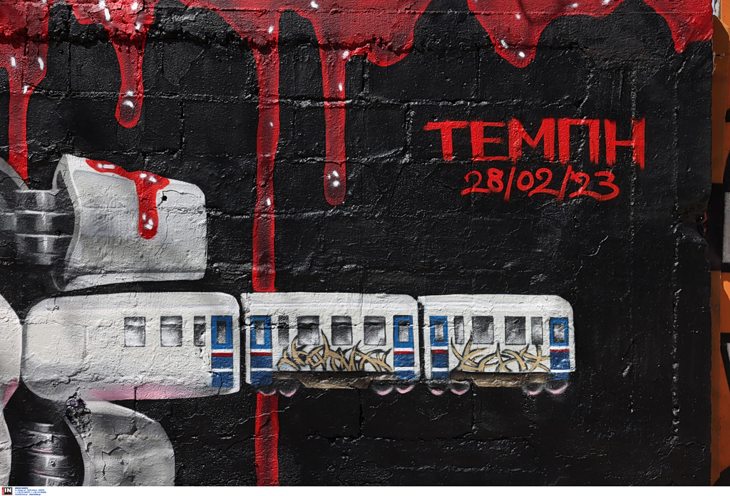 Τρία χρόνια Τέμπη: Το χρονικό, οι αφηγήσεις των θυμάτων και τα αναπάντητα ερωτήματα