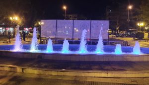 Καλλιθέα: Κοριτσάκι 2 ετών ανασύρθηκε χωρίς τις αισθήσεις του από συντριβάνι – Το επανέφεραν με ΚΑΡΠΑ στο νοσοκομείο