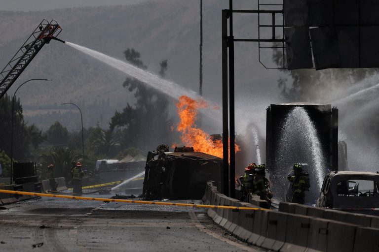 Συγκλονιστικό βίντεο από την έκρηξη βυτιοφόρου καυσίμων στην Χιλή – Τουλάχιστον 5 νεκροί