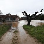 Μεγάλες καταστροφές στον Αγιόκαμπο Λάρισας – Ξέσπασε σε λυγμούς ιδιοκτήτης καταστήματος που πλημμύρισε από τη βροχή