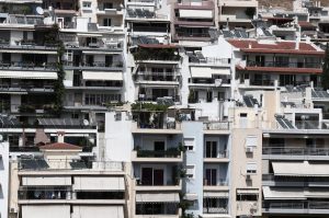 Φόρος μεταβίβασης: Τι ισχύει στους κοινόχρηστους χώρους με 2 + 1 παραδείγματα