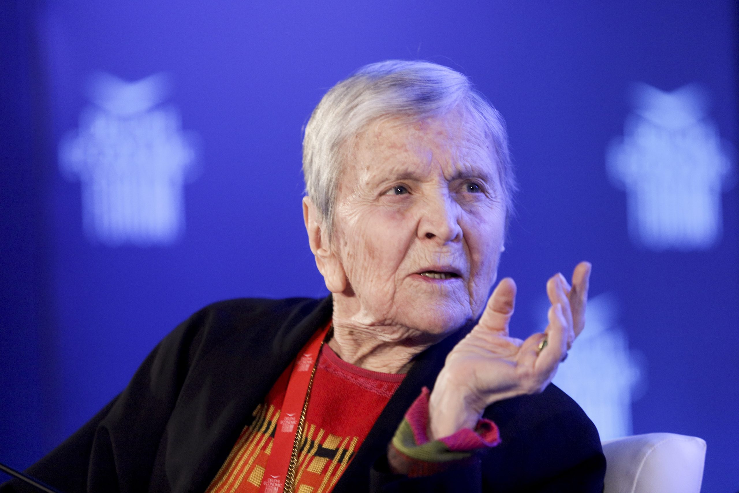 &laquo;Ό&tau;&alpha;&nu; &sigma;&upsilon;&nu;ά&nu;&tau;&eta;&sigma;&alpha; &tau;&eta;&nu; &Alpha;&rho;&beta;&epsilon;&lambda;έ&rho;&hellip;&raquo; &ndash; &Omicron;&iota; &alpha;&nu;&alpha;&mu;&nu;ή&sigma;&epsilon;&iota;&sigmaf; &mu;&iota;&alpha;&sigmaf; &mu;&alpha;&theta;ή&tau;&rho;&iota;&alpha;&sigmaf;