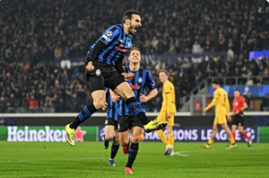 Εκπληκτική ανατροπή για την Αταλάντα στο 90+8′ και πρόκριση στους «16» του Champions League