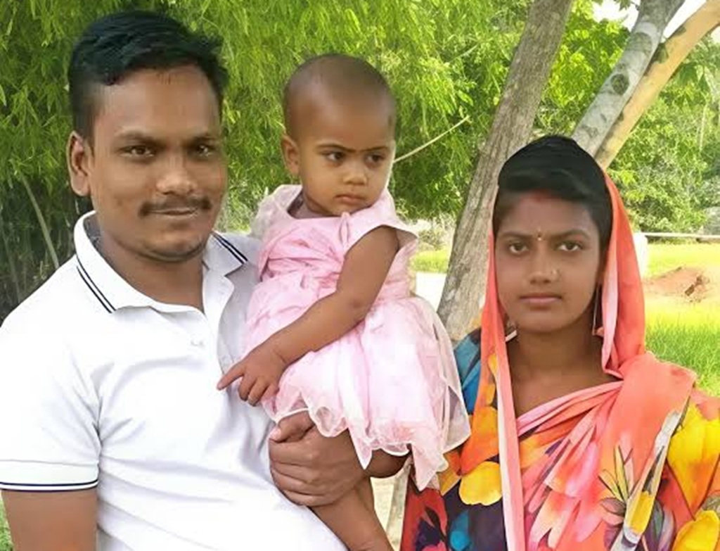 Σοκάρει η φρικιαστική δολοφονία εργάτη στο Μπαγκλαντές – «Τον έσυραν έξω και τον πυρπόλησαν»