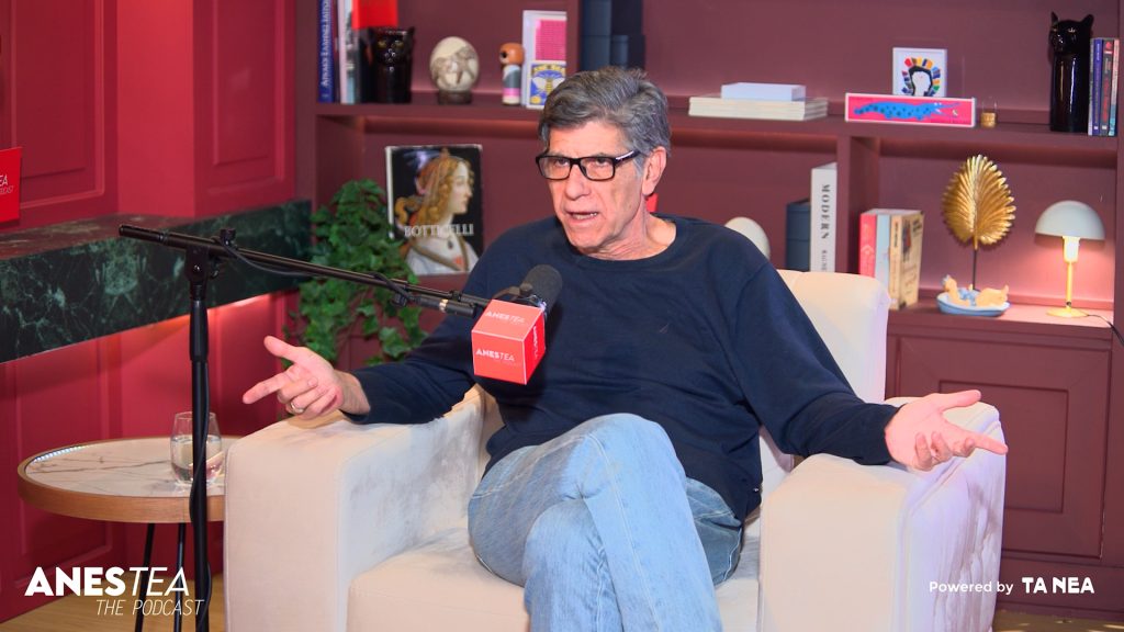 Γιάννης Μπέζος: Έχω κάνει την αυτοκριτική μου – Ο ρόλος του πατέρα είναι τέχνη