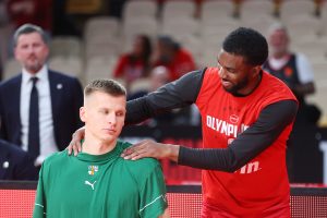 Σοβαρό πλήγμα για τη Ζάλγκρις: Εκτός για έξι εβδομάδες ο Μπουτκεβίτσιους, χάνει Ολυμπιακό και Παναθηναϊκό