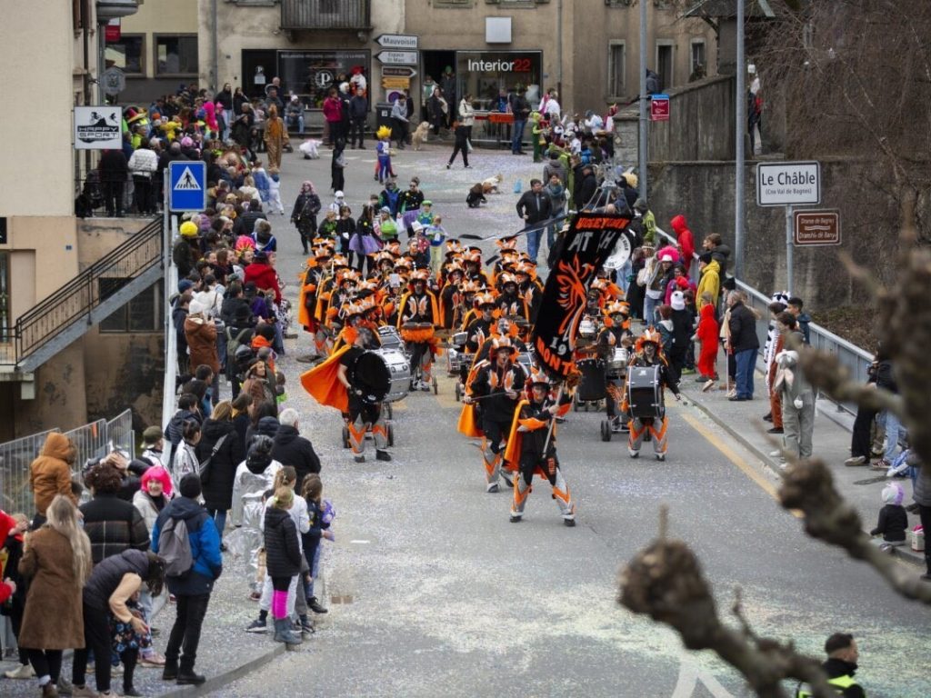 Έντεκα τραυματίες στην Ελβετία από έκρηξη κατά τη διάρκεια καρναβαλικών εορτασμών