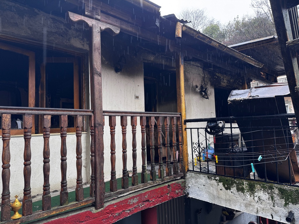 Νεκρός βρέθηκε 58χρονος μετά από φωτιά στο σπίτι του στη Νάουσα