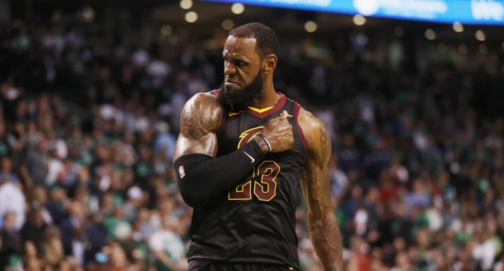 Οι φήμες οργιάζουν με τον ΛεΜπρόν Τζέιμς να ετοιμάζει τρίτη επιστροφή στους Κλίβελαντ Καβαλίερς για το Last Dance