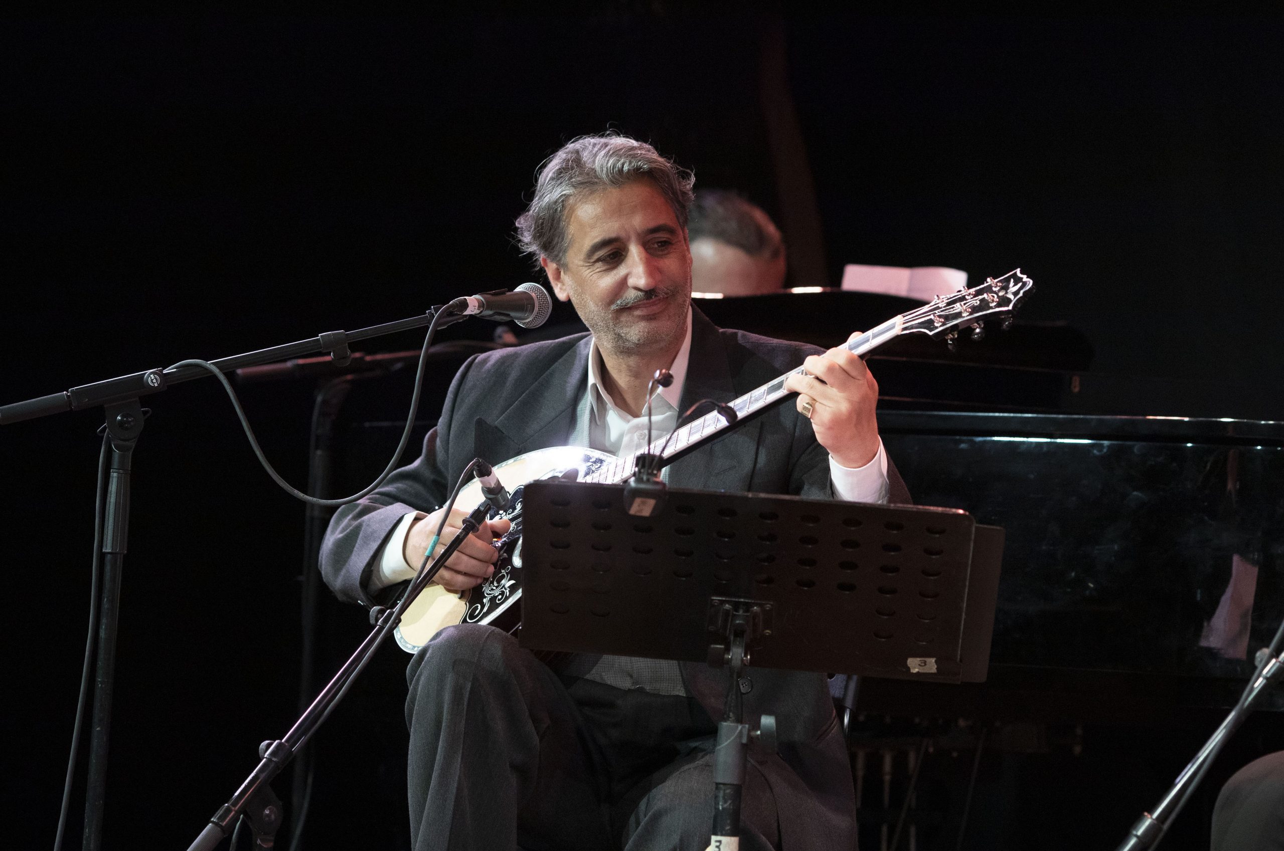 &Gamma;&rho;&eta;&gamma;ό&rho;&eta;&sigmaf; &Beta;&alpha;&sigma;ί&lambda;&alpha;&sigmaf;: &laquo;&Delta;&epsilon;&nu; &upsilon;&pi;ά&rho;&chi;&epsilon;&iota; &lambda;&alpha;ϊ&kappa;ό &tau;&rho;&alpha;&gamma;&omicron;ύ&delta;&iota; &delta;ί&chi;&omega;&sigmaf; &lambda;&alpha;ό&raquo;