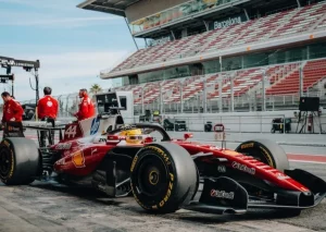 Ferrari: Αρχισε να ανεβάζει ταχύτητα στις δοκιμές