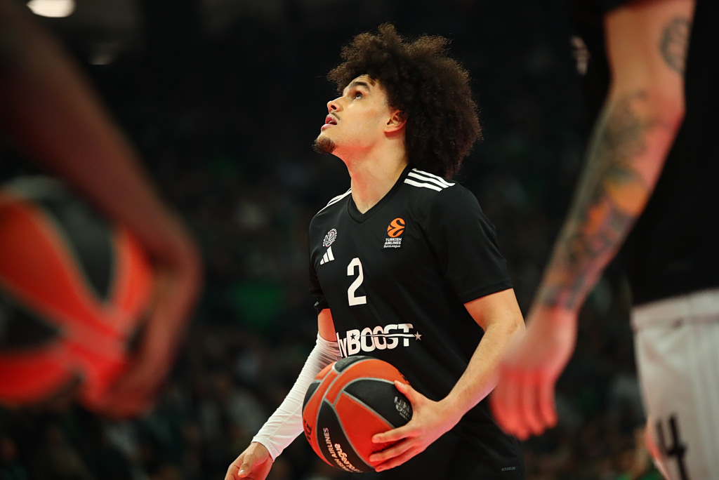 Χιφί: Από πρωταγωνιστής στο ΟΑΚΑ… λάτρης της σπανακόπιτας